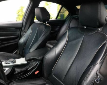 Чорний БМВ 3 Серія, об'ємом двигуна 3 л та пробігом 59 тис. км за 19200 $, фото 7 на Automoto.ua