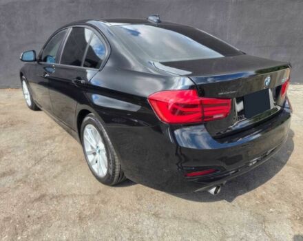 Черный БМВ 3 Серия, объемом двигателя 2 л и пробегом 37 тыс. км за 11000 $, фото 7 на Automoto.ua