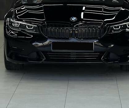 Чорний БМВ 3 Серія, об'ємом двигуна 2 л та пробігом 17 тис. км за 30999 $, фото 5 на Automoto.ua