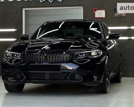 Чорний БМВ 3 Серія, об'ємом двигуна 2 л та пробігом 17 тис. км за 30999 $, фото 1 на Automoto.ua