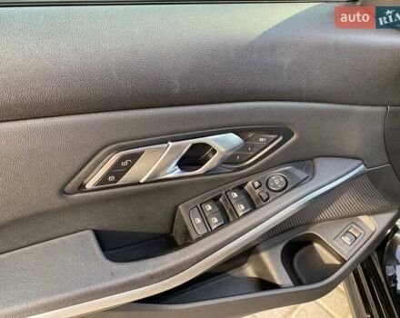 Чорний БМВ 3 Серія, об'ємом двигуна 2 л та пробігом 156 тис. км за 27400 $, фото 11 на Automoto.ua
