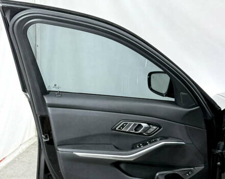 Чорний БМВ 3 Серія, об'ємом двигуна 2 л та пробігом 160 тис. км за 28900 $, фото 9 на Automoto.ua