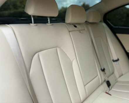 Чорний БМВ 3 Серія, об'ємом двигуна 2 л та пробігом 75 тис. км за 31500 $, фото 7 на Automoto.ua