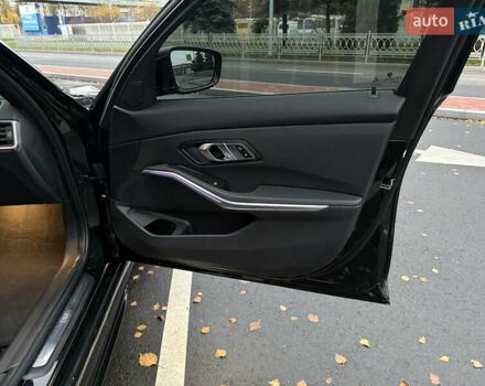 Черный БМВ 3 Серия, объемом двигателя 2 л и пробегом 111 тыс. км за 34500 $, фото 18 на Automoto.ua