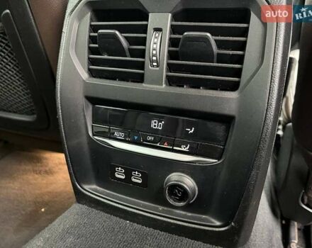 Чорний БМВ 3 Серія, об'ємом двигуна 3 л та пробігом 81 тис. км за 41490 $, фото 18 на Automoto.ua