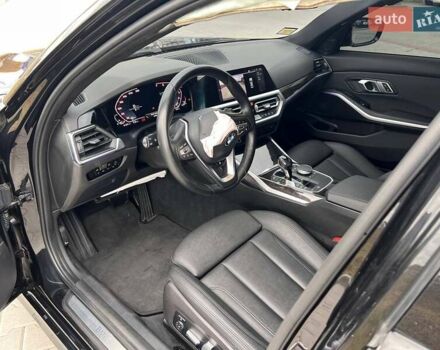БМВ 3 Серия 2020 в Львове на Automoto.ua Черный БМВ 3 Серия, объемом двигателя 0 л и пробегом 200 тыс. км за 18499 $, фото 12 на Automoto.ua