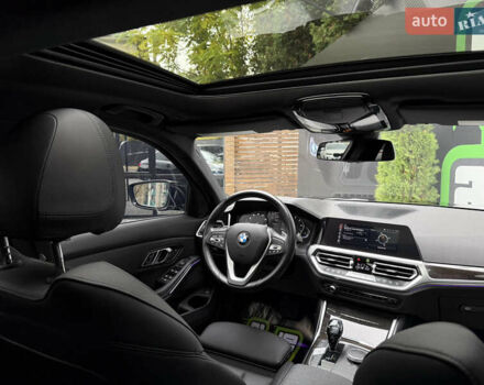 Чорний БМВ 3 Серія, об'ємом двигуна 2 л та пробігом 43 тис. км за 28990 $, фото 18 на Automoto.ua