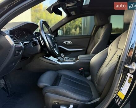 БМВ 3 Серия 2021 в Львове на Automoto.ua Черный БМВ 3 Серия, объемом двигателя 2 л и пробегом 79 тыс. км за 26900 $, фото 44 на Automoto.ua