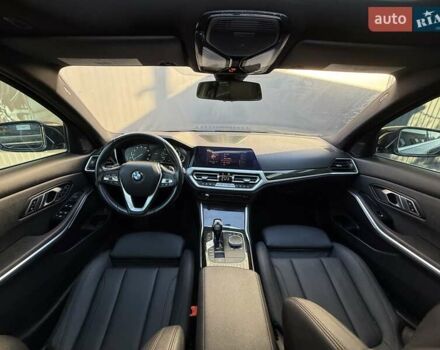 БМВ 3 Серия 2021 в Львове на Automoto.ua Черный БМВ 3 Серия, объемом двигателя 2 л и пробегом 79 тыс. км за 26900 $, фото 114 на Automoto.ua