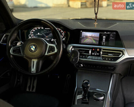 БМВ 3 Серия 2021 в Львове на Automoto.ua Черный БМВ 3 Серия, объемом двигателя 3 л и пробегом 105 тыс. км за 40000 $, фото 15 на Automoto.ua