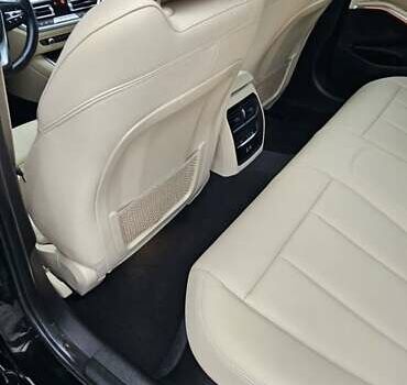 Чорний БМВ 3 Серія, об'ємом двигуна 2 л та пробігом 41 тис. км за 28999 $, фото 52 на Automoto.ua