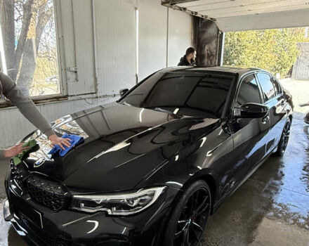 БМВ 3 Серия 2021 в Львове на Automoto.ua Черный БМВ 3 Серия, объемом двигателя 3 л и пробегом 105 тыс. км за 40000 $, фото 5 на Automoto.ua