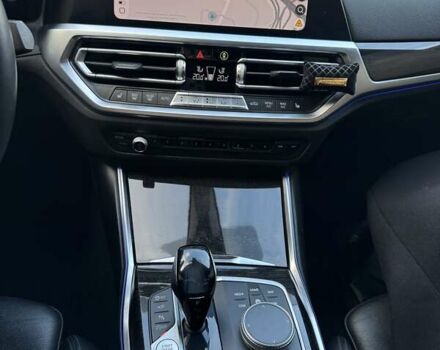 БМВ 3 Серия 2021 в Киеве на Automoto.ua Черный БМВ 3 Серия, объемом двигателя 2 л и пробегом 72 тыс. км за 33500 $, фото 12 на Automoto.ua