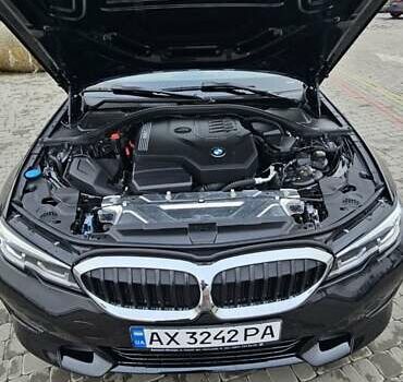 Чорний БМВ 3 Серія, об'ємом двигуна 2 л та пробігом 41 тис. км за 28999 $, фото 39 на Automoto.ua