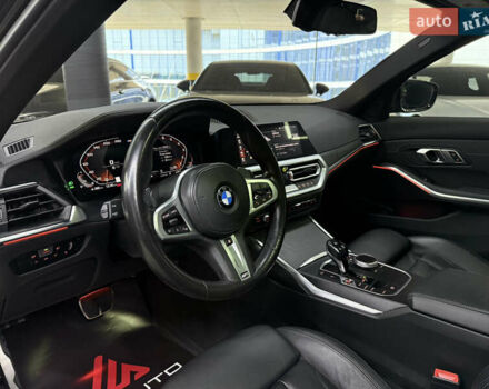 БМВ 3 Серія 2021 у Одесі на Automoto.ua Чорний БМВ 3 Серія, об'ємом двигуна 3 л та пробігом 53 тис. км за 41900 $, фото 24 на Automoto.ua