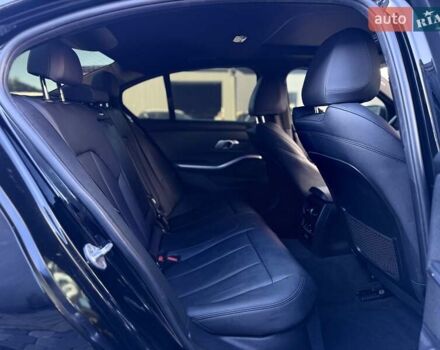 БМВ 3 Серия 2021 в Львове на Automoto.ua Черный БМВ 3 Серия, объемом двигателя 2 л и пробегом 79 тыс. км за 26900 $, фото 78 на Automoto.ua