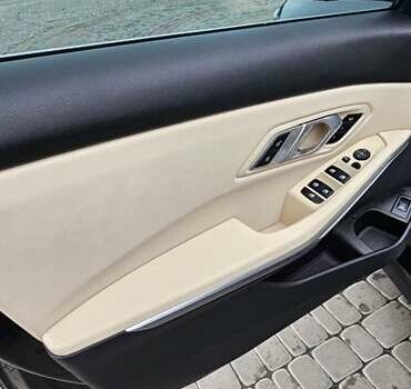 Чорний БМВ 3 Серія, об'ємом двигуна 2 л та пробігом 41 тис. км за 28999 $, фото 59 на Automoto.ua