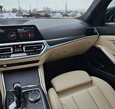 Чорний БМВ 3 Серія, об'ємом двигуна 2 л та пробігом 41 тис. км за 28999 $, фото 61 на Automoto.ua