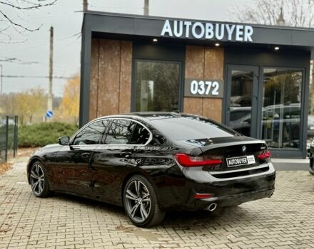 Черный БМВ 3 Серия, объемом двигателя 2 л и пробегом 54 тыс. км за 28499 $, фото 4 на Automoto.ua