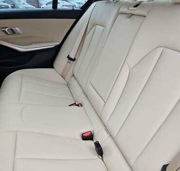 Чорний БМВ 3 Серія, об'ємом двигуна 2 л та пробігом 41 тис. км за 28999 $, фото 51 на Automoto.ua