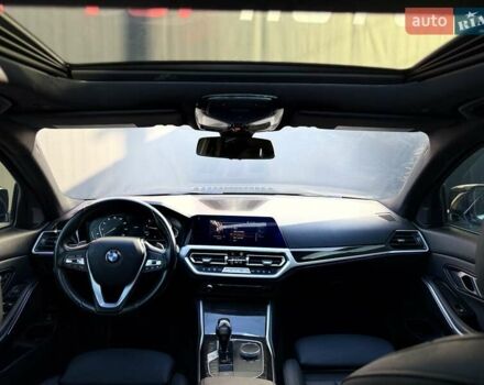 БМВ 3 Серия 2021 в Львове на Automoto.ua Черный БМВ 3 Серия, объемом двигателя 2 л и пробегом 79 тыс. км за 26900 $, фото 85 на Automoto.ua