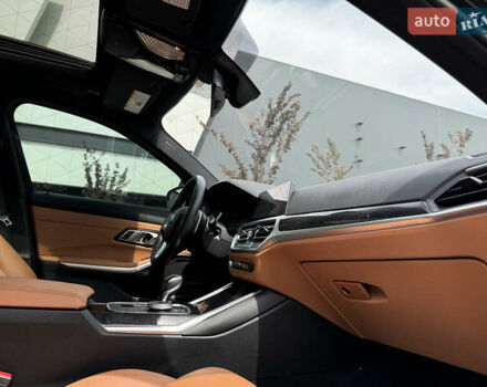 Черный БМВ 3 Серия, объемом двигателя 2 л и пробегом 51 тыс. км за 37500 $, фото 7 на Automoto.ua