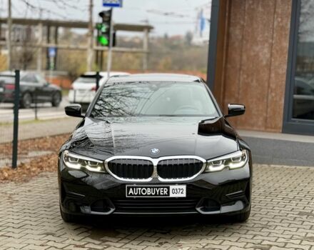 Черный БМВ 3 Серия, объемом двигателя 2 л и пробегом 54 тыс. км за 28499 $, фото 1 на Automoto.ua