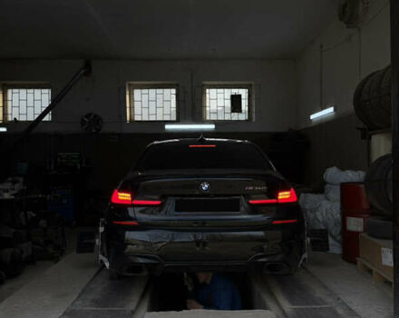 БМВ 3 Серия 2021 в Львове на Automoto.ua Черный БМВ 3 Серия, объемом двигателя 3 л и пробегом 105 тыс. км за 40000 $, фото 1 на Automoto.ua