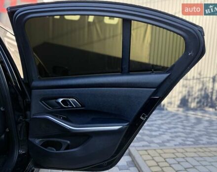БМВ 3 Серия 2021 в Львове на Automoto.ua Черный БМВ 3 Серия, объемом двигателя 2 л и пробегом 79 тыс. км за 26900 $, фото 76 на Automoto.ua