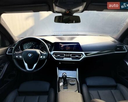БМВ 3 Серия 2021 в Львове на Automoto.ua Черный БМВ 3 Серия, объемом двигателя 2 л и пробегом 79 тыс. км за 26900 $, фото 86 на Automoto.ua