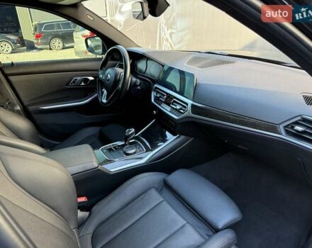 БМВ 3 Серия 2021 в Львове на Automoto.ua Черный БМВ 3 Серия, объемом двигателя 2 л и пробегом 79 тыс. км за 26900 $, фото 101 на Automoto.ua