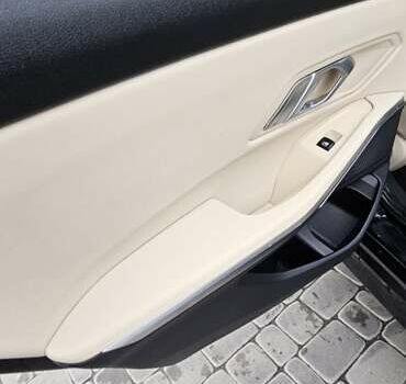 Чорний БМВ 3 Серія, об'ємом двигуна 2 л та пробігом 41 тис. км за 28999 $, фото 53 на Automoto.ua