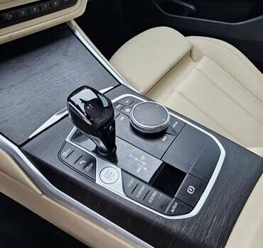 Чорний БМВ 3 Серія, об'ємом двигуна 2 л та пробігом 41 тис. км за 28999 $, фото 57 на Automoto.ua