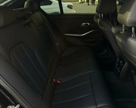 БМВ 3 Серия 2021 в Львове на Automoto.ua Черный БМВ 3 Серия, объемом двигателя 3 л и пробегом 105 тыс. км за 40000 $, фото 12 на Automoto.ua