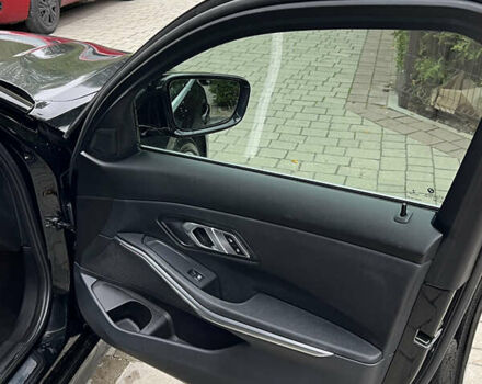 Чорний БМВ 3 Серія, об'ємом двигуна 2 л та пробігом 95 тис. км за 28400 $, фото 18 на Automoto.ua