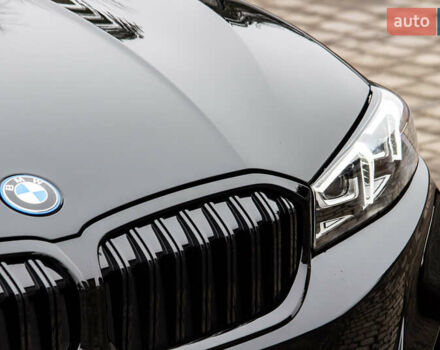 Черный БМВ 3 Серия, объемом двигателя 2 л и пробегом 6 тыс. км за 37800 $, фото 11 на Automoto.ua