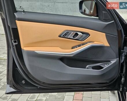 Черный БМВ 3 Серия, объемом двигателя 2 л и пробегом 34 тыс. км за 37999 $, фото 24 на Automoto.ua