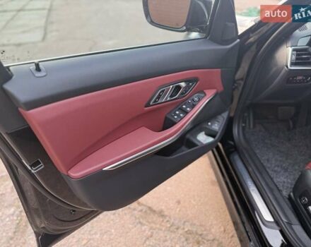 БМВ 3 Серия 2022 в Киеве на Automoto.ua Черный БМВ 3 Серия, объемом двигателя 0 л и пробегом 52 тыс. км за 36000 $, фото 18 на Automoto.ua