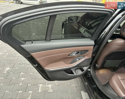 Чорний БМВ 3 Серія, об'ємом двигуна 2 л та пробігом 28 тис. км за 39500 $, фото 18 на Automoto.ua