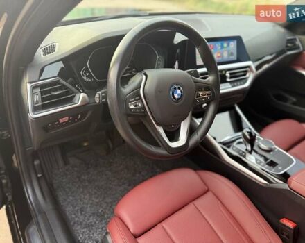 БМВ 3 Серия 2022 в Киеве на Automoto.ua Черный БМВ 3 Серия, объемом двигателя 0 л и пробегом 52 тыс. км за 36000 $, фото 17 на Automoto.ua
