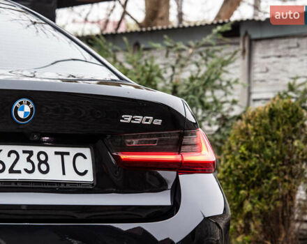 Черный БМВ 3 Серия, объемом двигателя 2 л и пробегом 6 тыс. км за 37800 $, фото 16 на Automoto.ua