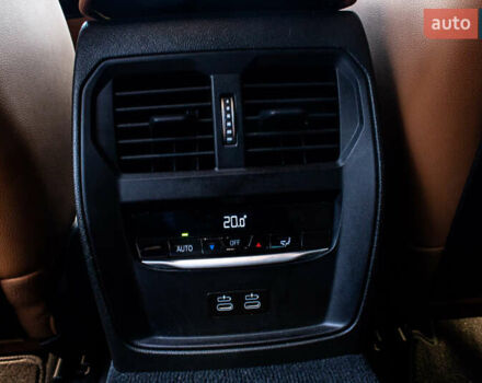 Черный БМВ 3 Серия, объемом двигателя 2 л и пробегом 6 тыс. км за 37800 $, фото 42 на Automoto.ua