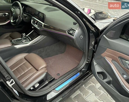 Чорний БМВ 3 Серія, об'ємом двигуна 2 л та пробігом 28 тис. км за 39500 $, фото 9 на Automoto.ua