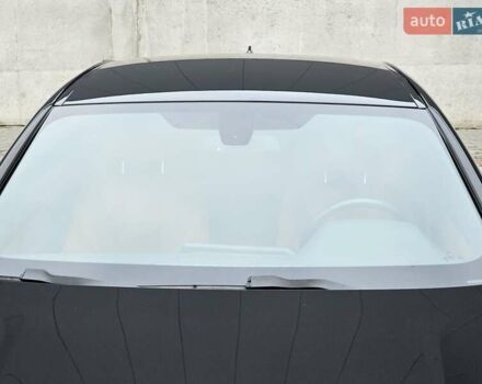 Черный БМВ 3 Серия, объемом двигателя 2 л и пробегом 34 тыс. км за 37999 $, фото 18 на Automoto.ua