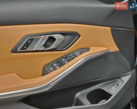 Черный БМВ 3 Серия, объемом двигателя 2 л и пробегом 34 тыс. км за 37999 $, фото 25 на Automoto.ua