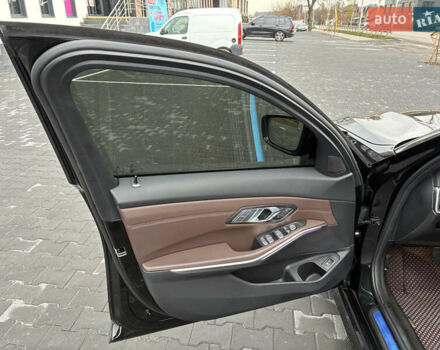 Чорний БМВ 3 Серія, об'ємом двигуна 2 л та пробігом 28 тис. км за 39500 $, фото 39 на Automoto.ua