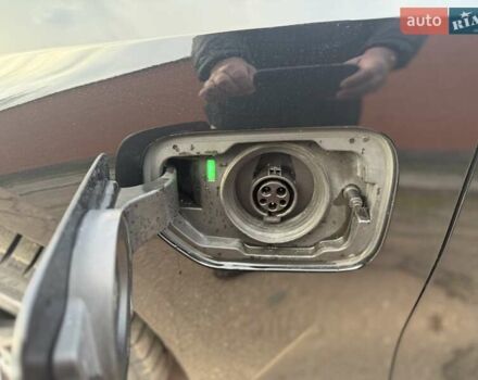 БМВ 3 Серия 2022 в Киеве на Automoto.ua Черный БМВ 3 Серия, объемом двигателя 0 л и пробегом 52 тыс. км за 36000 $, фото 7 на Automoto.ua