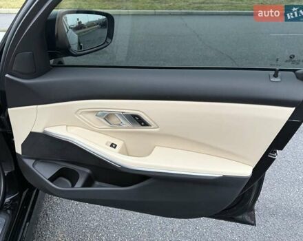 Чорний БМВ 3 Серія, об'ємом двигуна 2 л та пробігом 27 тис. км за 38999 $, фото 28 на Automoto.ua
