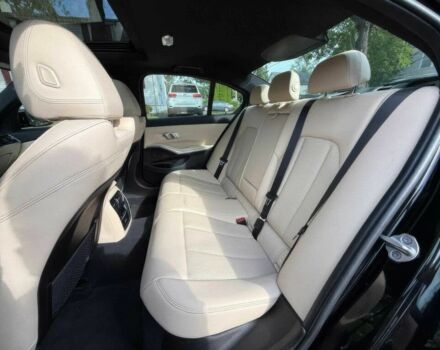 Чорний БМВ 3 Серія, об'ємом двигуна 3 л та пробігом 27 тис. км за 15000 $, фото 10 на Automoto.ua