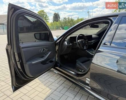 Чорний БМВ 3 Серія, об'ємом двигуна 2 л та пробігом 40 тис. км за 41500 $, фото 12 на Automoto.ua